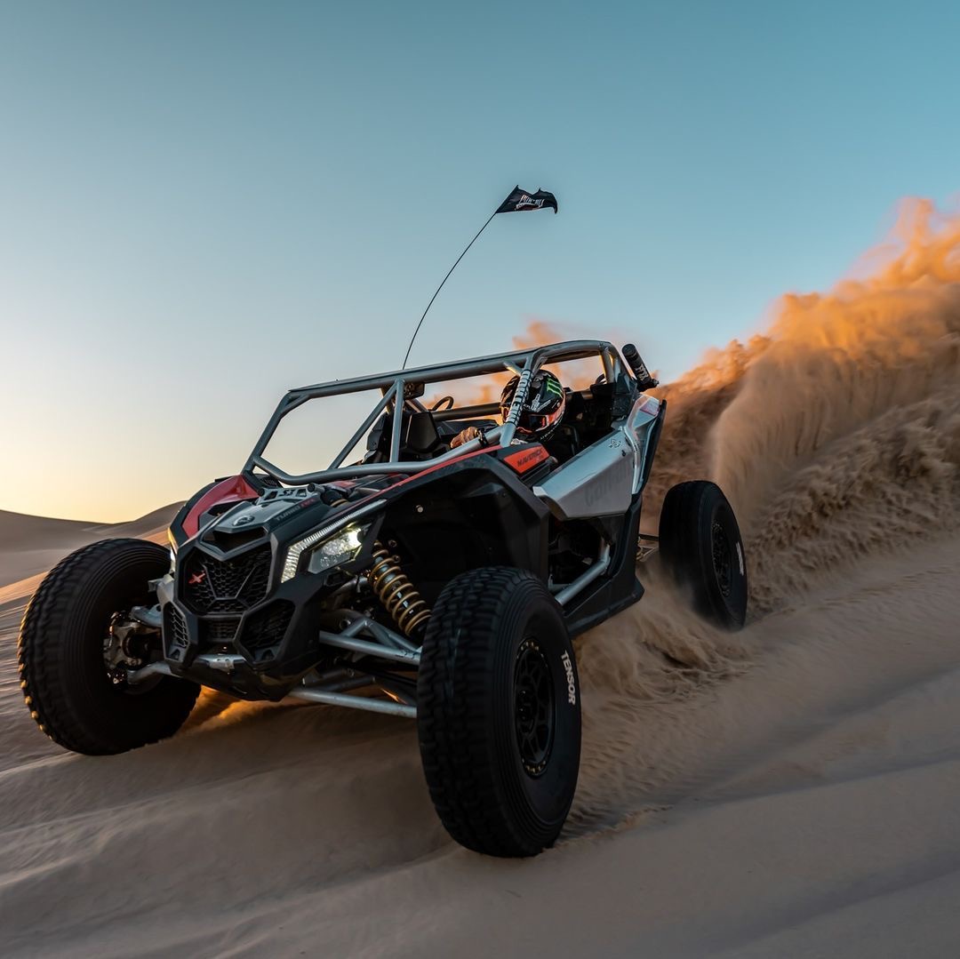 Buggy dans les dunes
