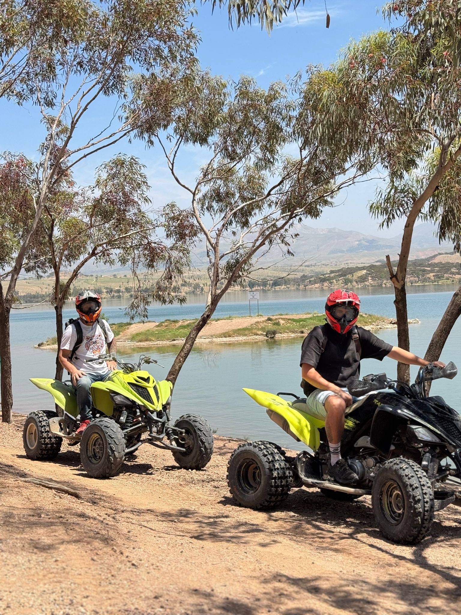 Quads au bord du lac Lalla Takerkoust